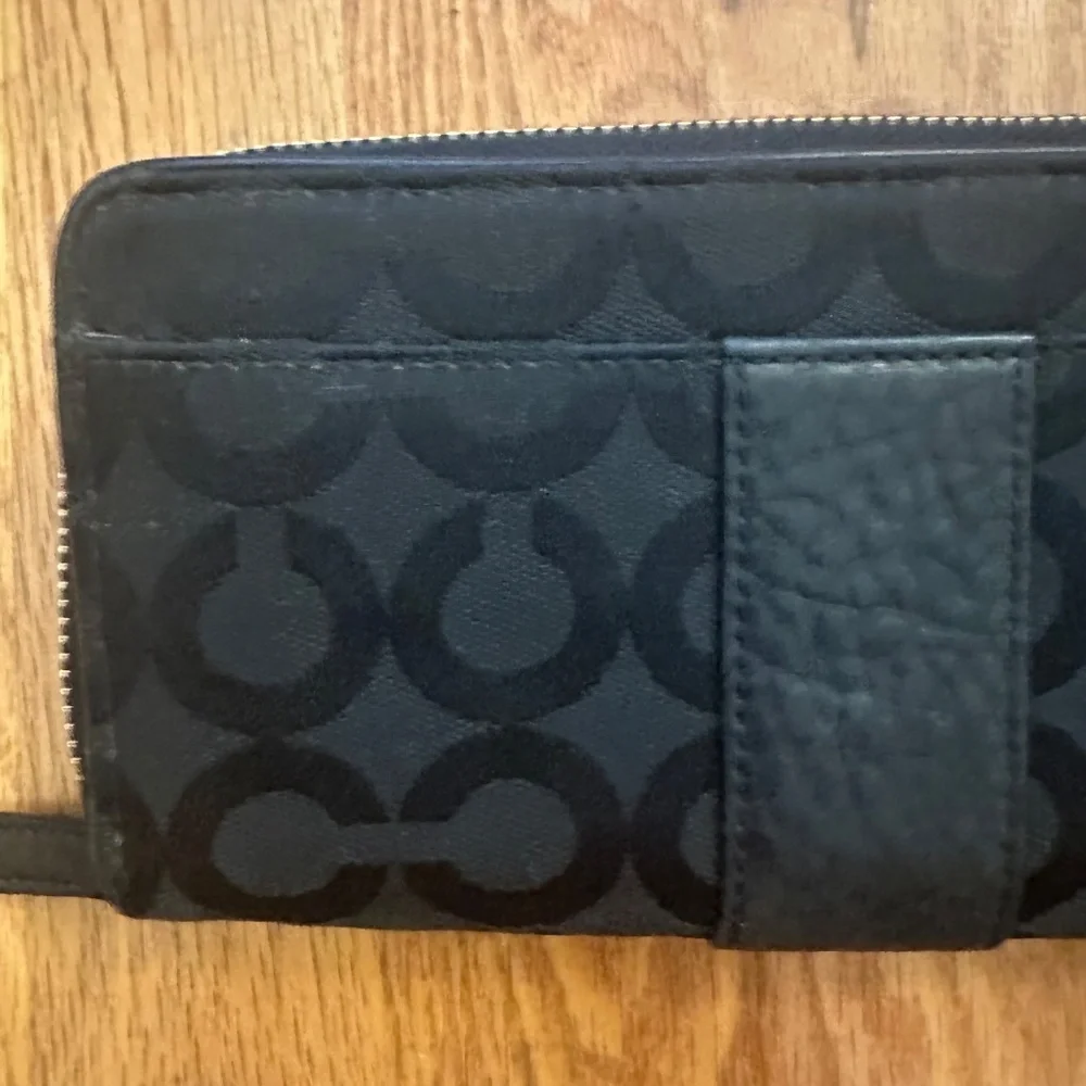 Coach sleek black